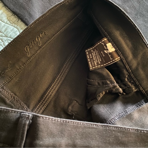 EUC 7FAMK Black Denim Flare Pants Sz 28 - Picture 5 of 13